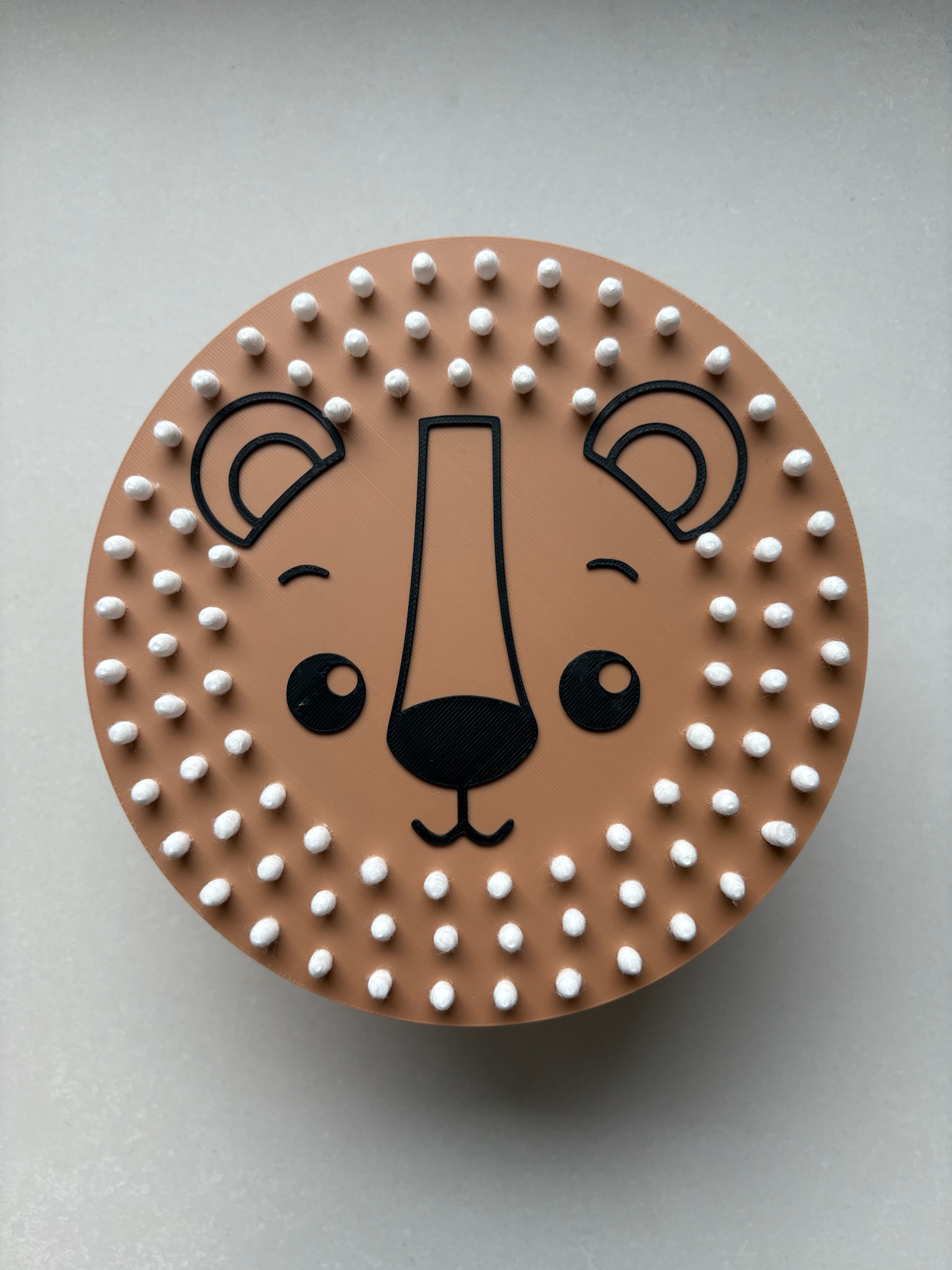 Lõbus lõvi peenmotoorika mäng